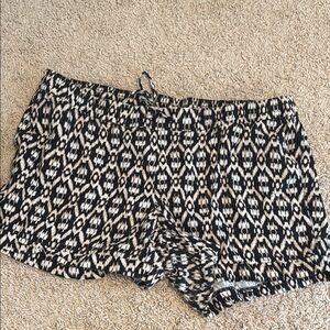 Stylish Black and tan Women's Shorts